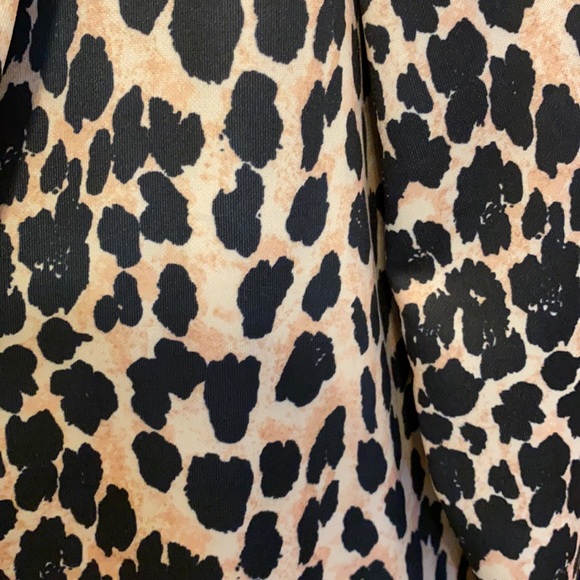 Leopard print blazer. - Picture 7 of 7